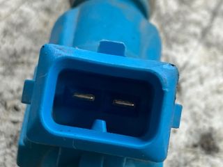 bontott FIAT PUNTO II Porlasztó Sor / Híd