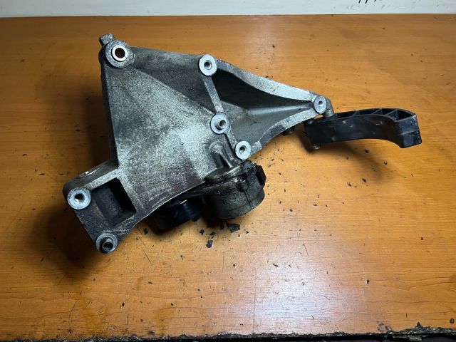 bontott FIAT PUNTO II Szíjfeszítő Görgő