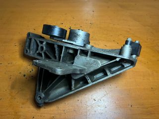 bontott FIAT PUNTO II Szíjfeszítő Görgő