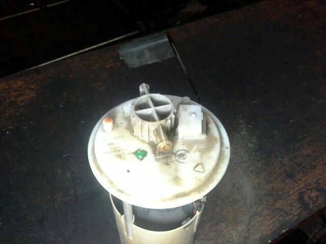 bontott FIAT PUNTO II Üzemanyag Szivattyú