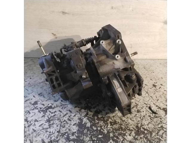 bontott FIAT PUNTO II Váltó (Mechanikus)