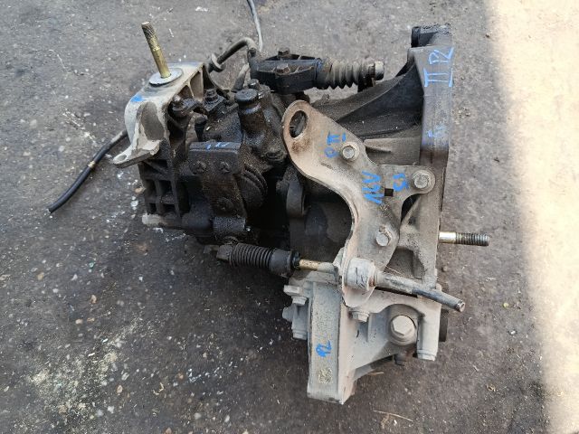 bontott FIAT PUNTO II Váltó (Mechanikus)