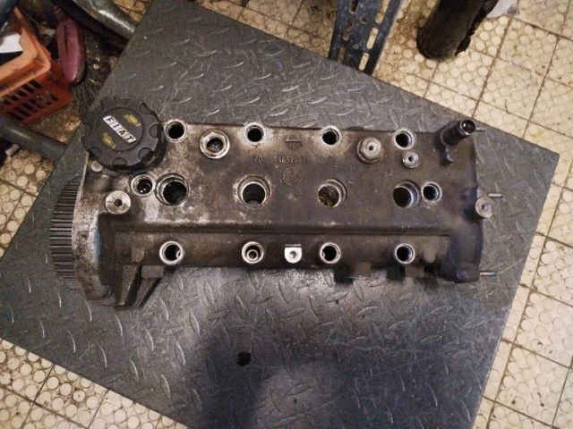 bontott FIAT PUNTO II Vezérműtengely Házzal