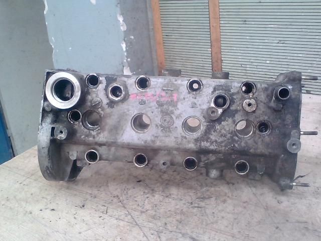 bontott FIAT PUNTO II Vezérműtengely Házzal