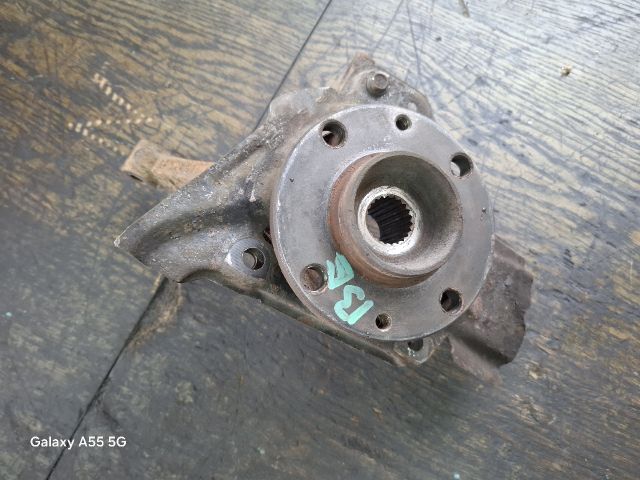 bontott FIAT PUNTO II Bal első Csonkállvány Kerékaggyal