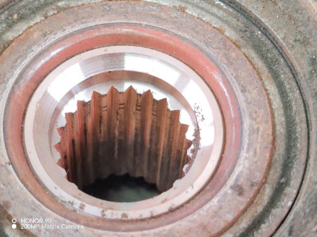 bontott FIAT PUNTO II Bal első Csonkállvány Kerékaggyal