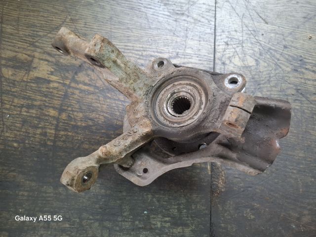 bontott FIAT PUNTO II Bal első Csonkállvány Kerékaggyal