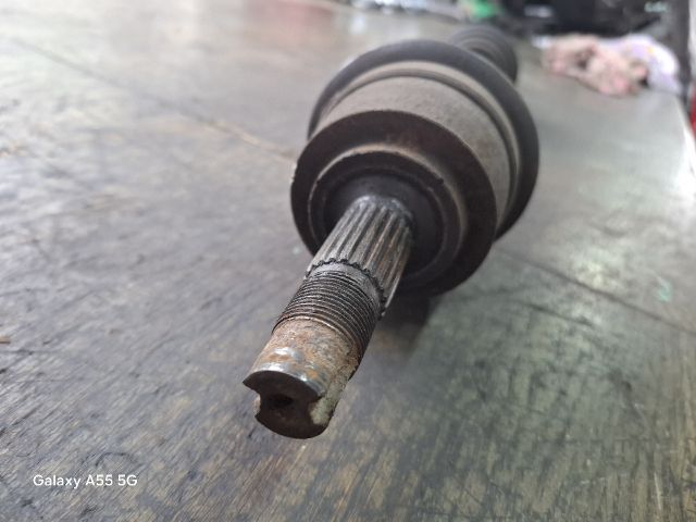 bontott FIAT PUNTO II Bal Féltengely