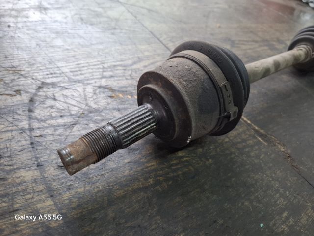 bontott FIAT PUNTO II Bal Féltengely