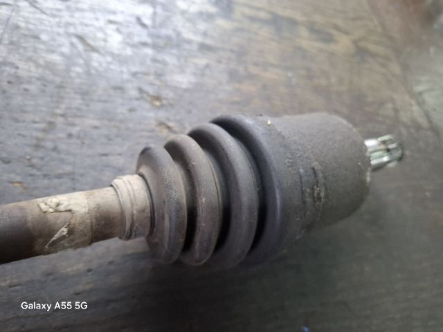 bontott FIAT PUNTO II Bal Féltengely