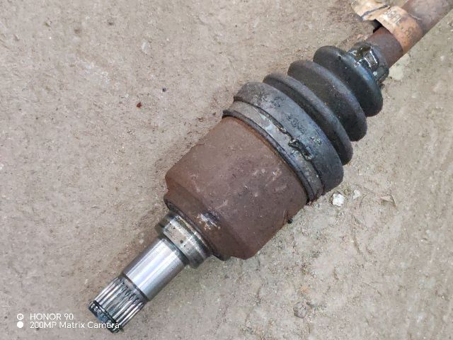 bontott FIAT PUNTO II Bal Féltengely