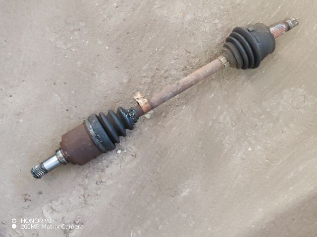 bontott FIAT PUNTO II Bal Féltengely