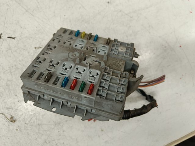 bontott FIAT PUNTO II Biztosítéktábla Motortér