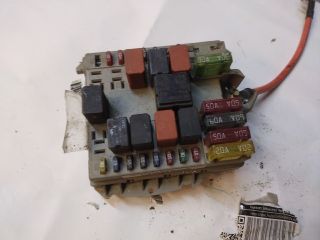 bontott FIAT PUNTO II Biztosítéktábla Motortér