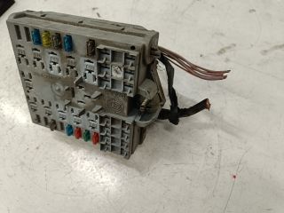 bontott FIAT PUNTO II Biztosítéktábla Motortér