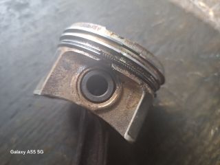 bontott FIAT PUNTO II Dugattyú és Hajtókar