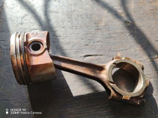 bontott FIAT PUNTO II Dugattyú és Hajtókar