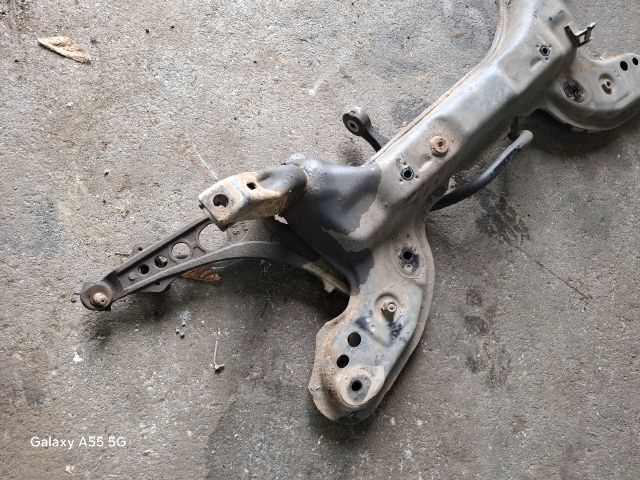 bontott FIAT PUNTO II Első Bölcső