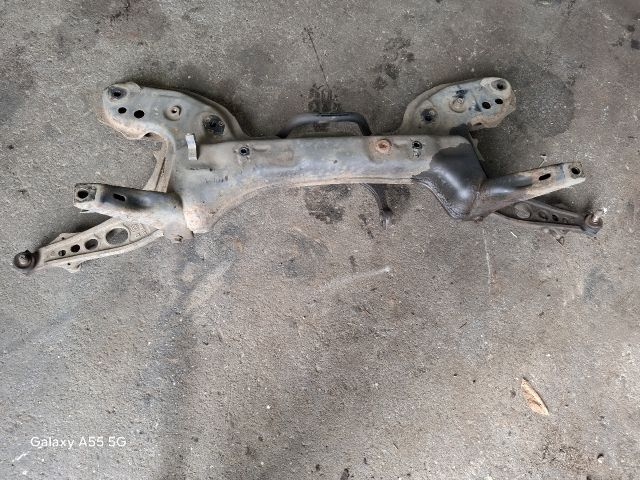 bontott FIAT PUNTO II Első Bölcső