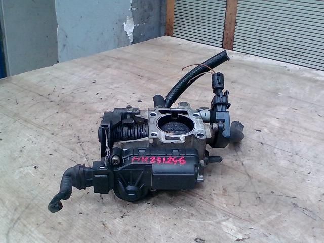 bontott FIAT PUNTO II Fojtószelep (Mechanikus)