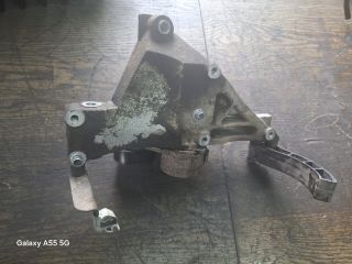 bontott FIAT PUNTO II Generátor Tartó Bak