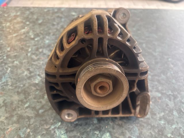 bontott FIAT PUNTO II Generátor