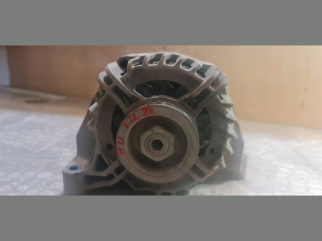 bontott FIAT PUNTO II Generátor