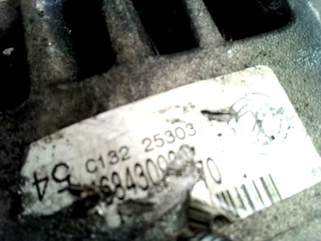 bontott FIAT PUNTO II Generátor