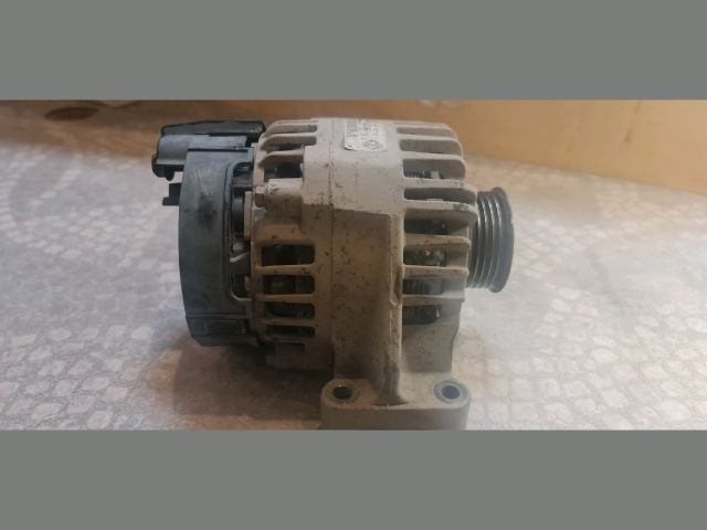 bontott FIAT PUNTO II Generátor