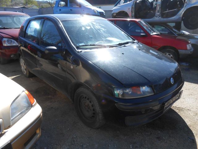 bontott FIAT PUNTO II Gyújtáselosztó