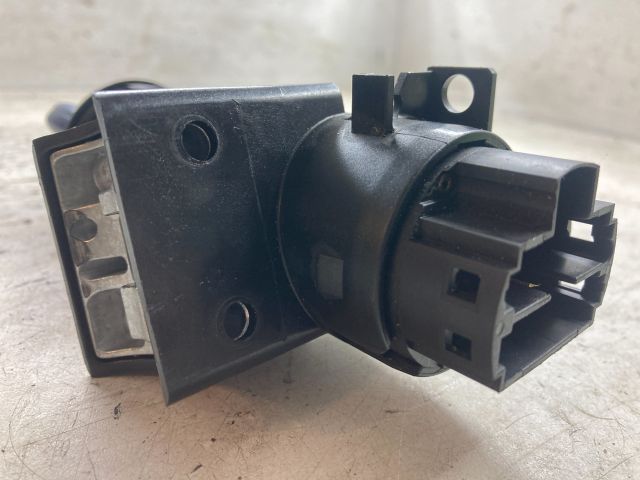 bontott FIAT PUNTO II Gyújtáskapcsoló