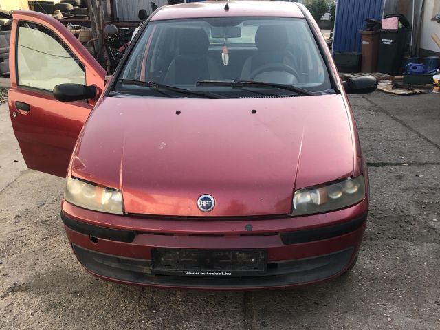 bontott FIAT PUNTO II Gyújtótrafó Szett