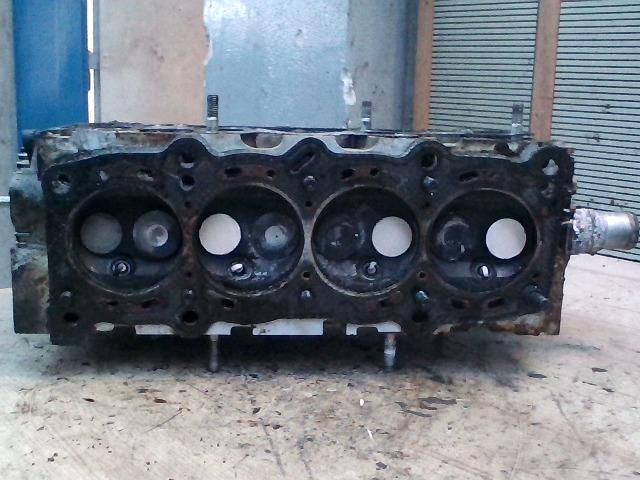 bontott FIAT PUNTO II Hengerfej