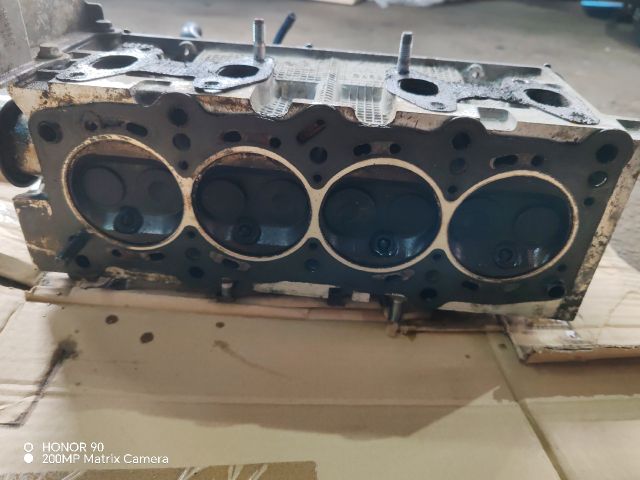 bontott FIAT PUNTO II Hengerfej