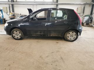 bontott FIAT PUNTO II Homlokfal (Üres lemez)