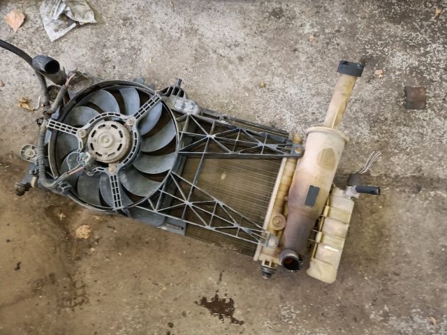 bontott FIAT PUNTO II Hűtő Ventilátor(ok), Radiátor(ok) Szett