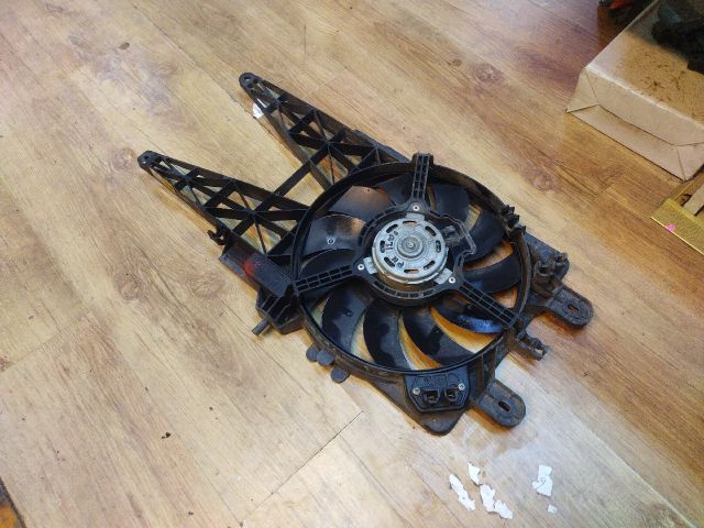 bontott FIAT PUNTO II Hűtőventilátor