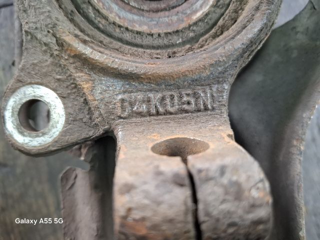 bontott FIAT PUNTO II Jobb első Csonkállvány Kerékaggyal