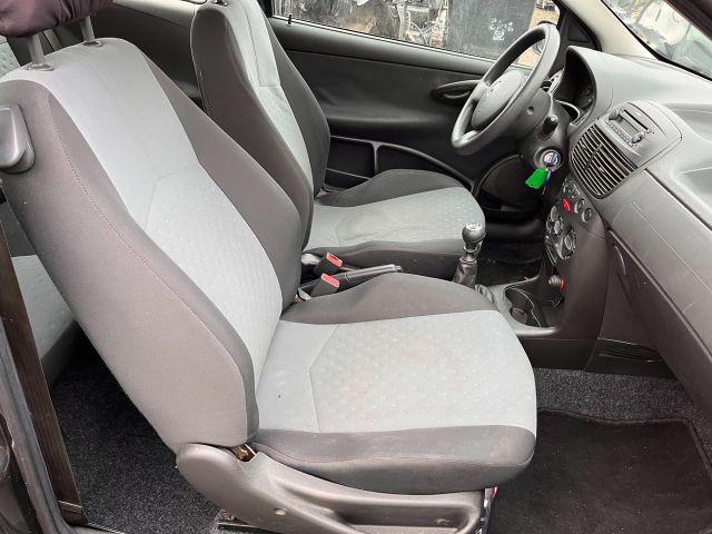 bontott FIAT PUNTO II Jobb első Csonkállvány Kerékaggyal