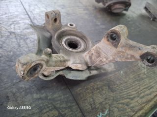 bontott FIAT PUNTO II Jobb első Csonkállvány Kerékaggyal