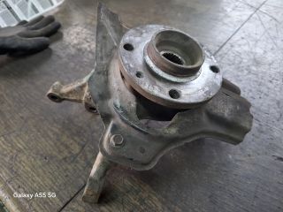 bontott FIAT PUNTO II Jobb első Csonkállvány Kerékaggyal