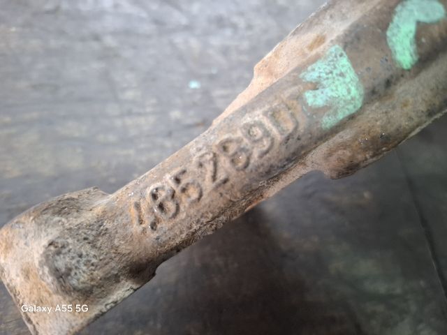 bontott FIAT PUNTO II Jobb első Csonkállvány Kerékaggyal