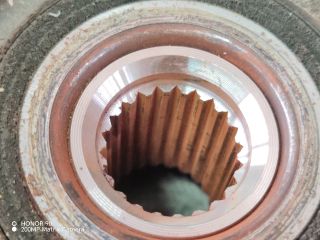 bontott FIAT PUNTO II Jobb első Csonkállvány Kerékaggyal