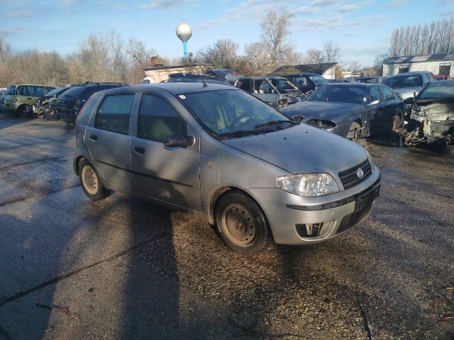 bontott FIAT PUNTO II Jobb első Csonkállvány Kerékaggyal