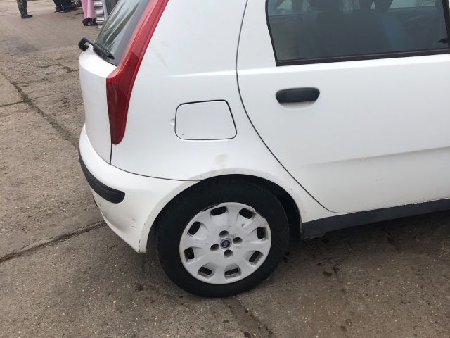 bontott FIAT PUNTO II Jobb első Gólyaláb (Lengécsillapító, Rugó)