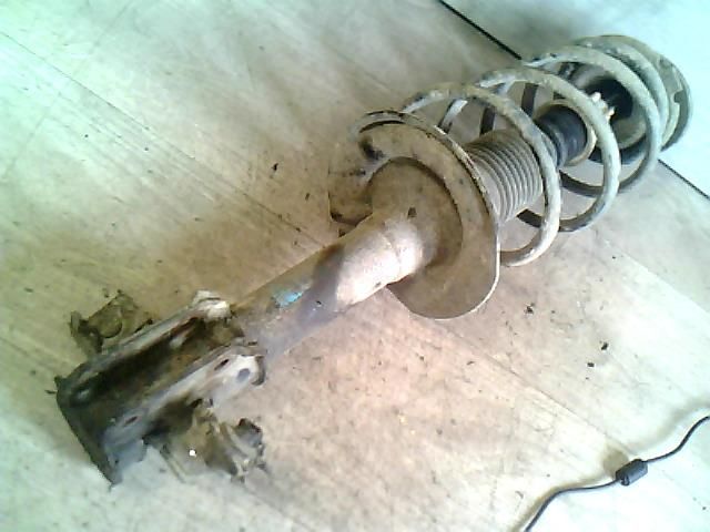 bontott FIAT PUNTO II Jobb első Gólyaláb (Lengécsillapító, Rugó)