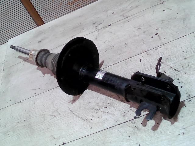 bontott FIAT PUNTO II Jobb első Lengéscsillapító