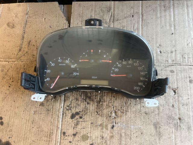 bontott FIAT PUNTO II Kilométeróra