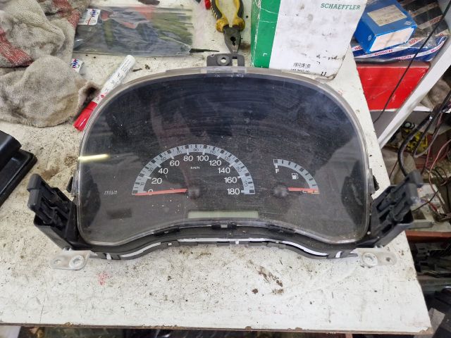 bontott FIAT PUNTO II Kilométeróra