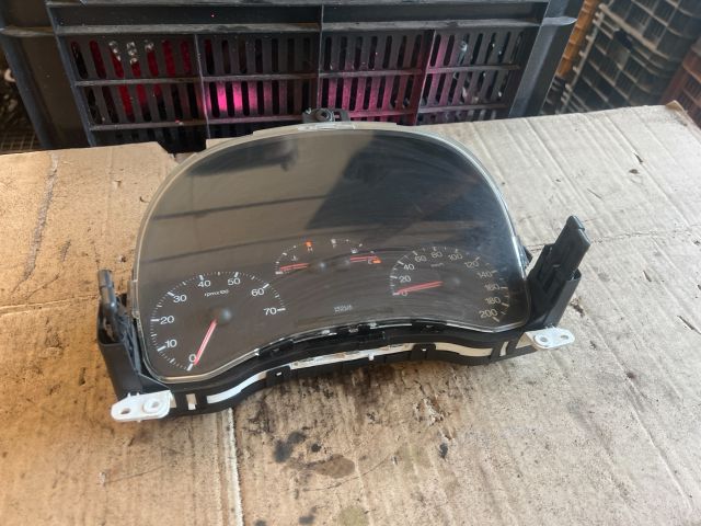 bontott FIAT PUNTO II Kilométeróra